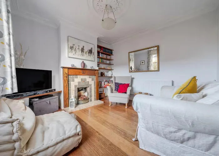 Period With Original Features Near Harbourside And North Street *