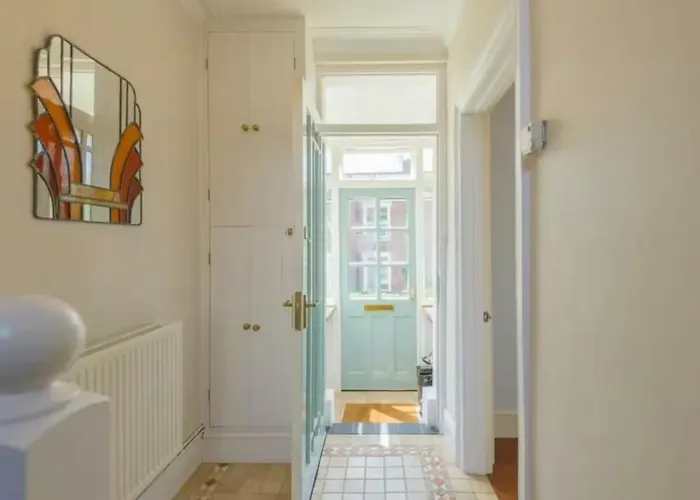 Period With Original Features Near Harbourside And North Street