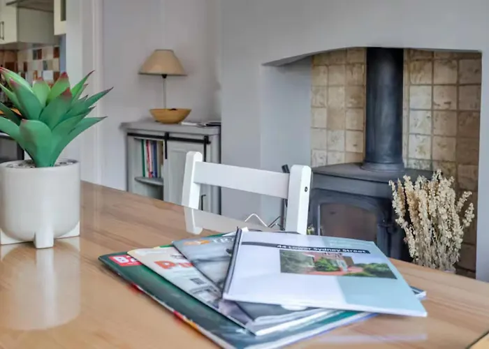 Tatil Evi Period With Original Features Near Harbourside And North Street